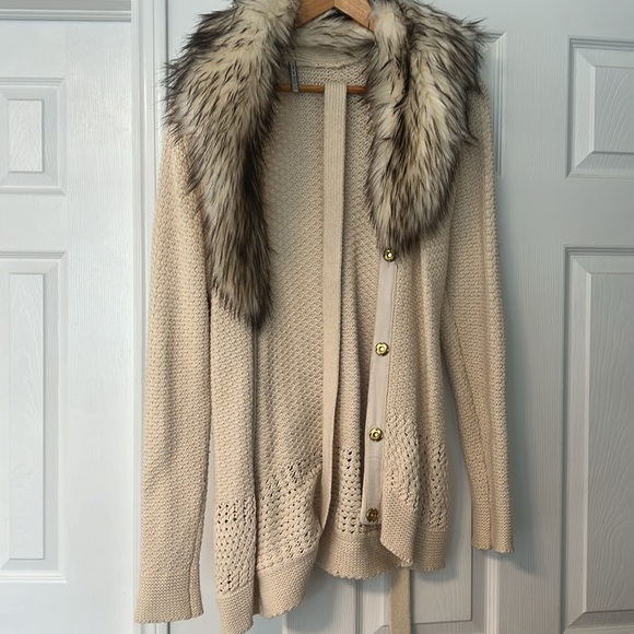 Guess sweater size m - Picture 2 of 3